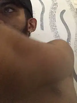 Snapshot of Alessandro__Rossi chatting on 23, 12, 2024 Alessandro  Rossi online show from 23, 12, 2024