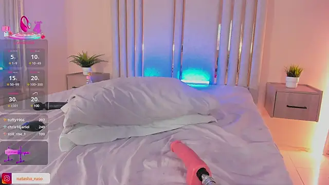 Natasharuso online show from 11, 3, 2025