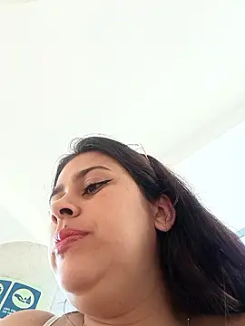 Latina sexy1 online show from 17, 1, 2026