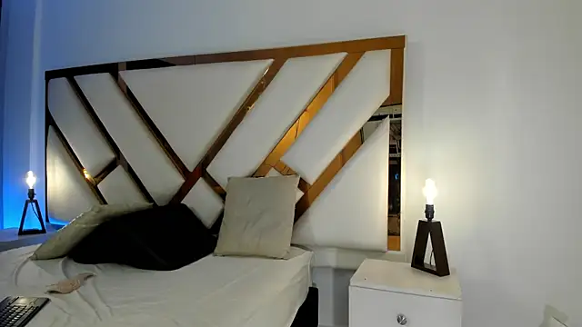 Aron cruz online show from 31, 3, 2026