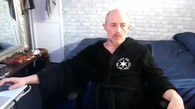 Snapshot of HnH69 chatting on 4, 3, 2026 HnH69 online show from 4, 3, 2026