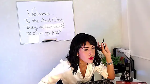 Sassy--Girl online show from 17, 1, 2025