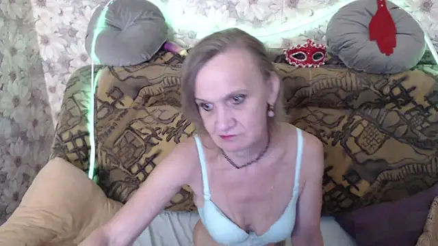 Snapshot of MissBekker chatting on 23, 7, 2026 MissBekker online show from 23, 7, 2026