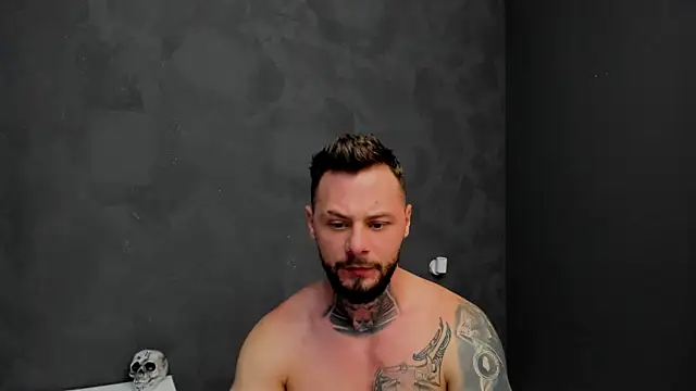 Snapshot of BrianHunts chatting on 8, 1, 2025 BrianHunts online show from 8, 1, 2025