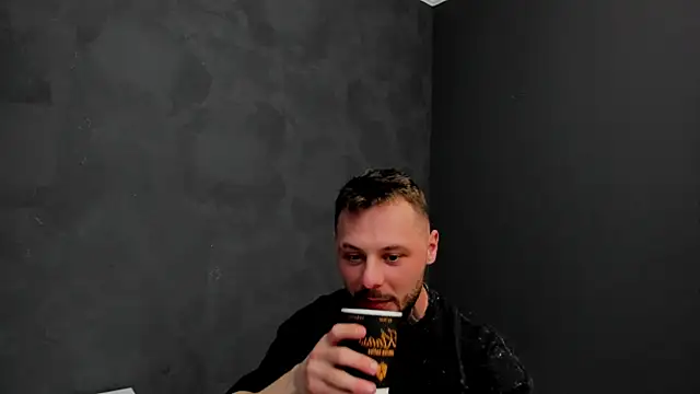 Snapshot of BrianHunts chatting on 14, 1, 2025 BrianHunts online show from 14, 1, 2025