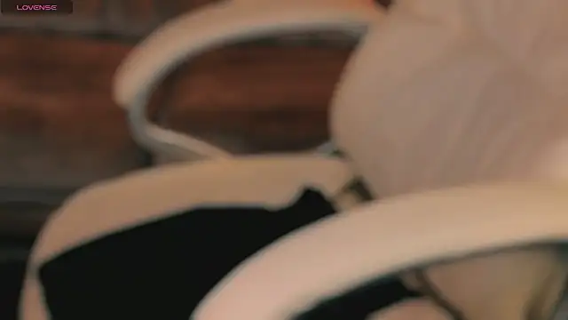 Daphne Moss online show from 23, 3, 2026