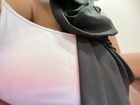 Submissive Arab online show from 5, 7, 2026
