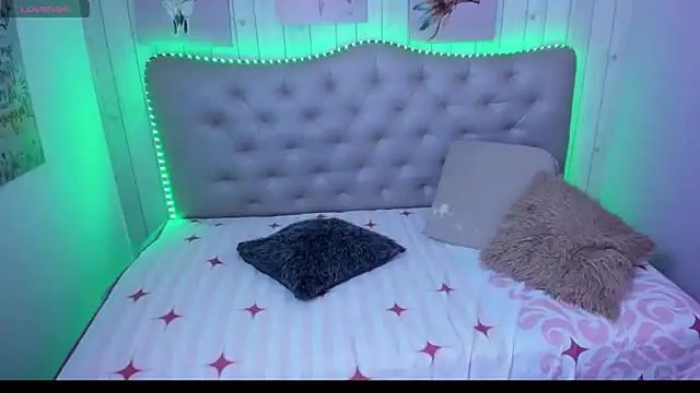 Snapshot of tamara_colliins_ chatting on 21, 3, 2025 tamara colliins  online show from 21, 3, 2025