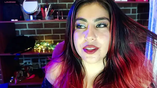 Snapshot of gatuwildhott chatting on 9, 7, 2026 gatuwildhott online show from 9, 7, 2026