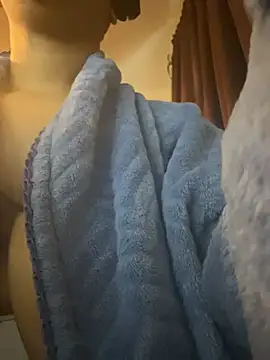 nickytheehawtie online show from 18, 3, 2026