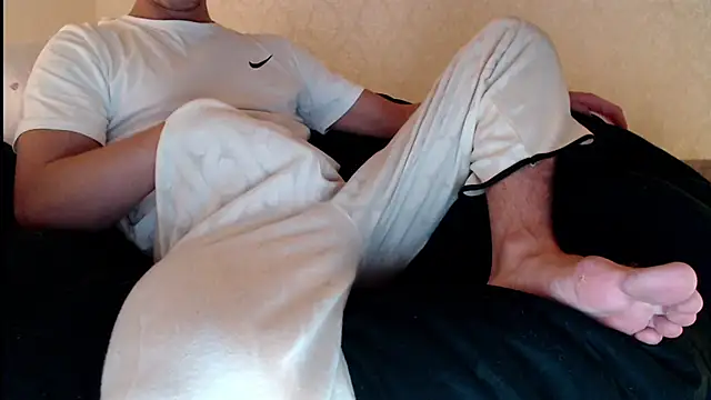 LoganAthletic online show from 7, 3, 2026