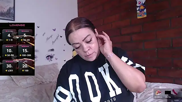 Snapshot of LIila28six chatting on 17, 4, 2026 LIila28six online show from 17, 4, 2026