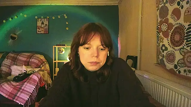 ClancyMorissey online show from 28, 2, 2025