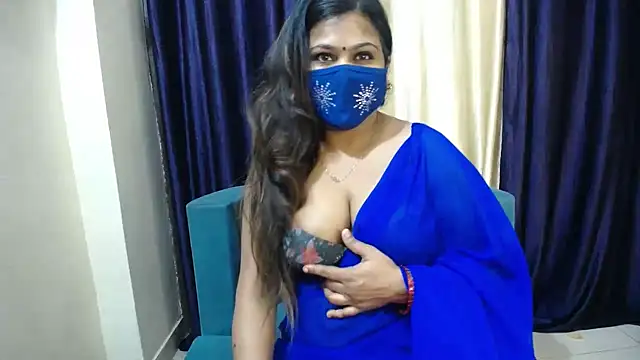 Snapshot of cutee__crazy chatting on 26, 12, 2024 cutee crazy online show from 26, 12, 2024