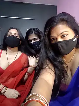 cutee  crazy online show from 3, 3, 2026