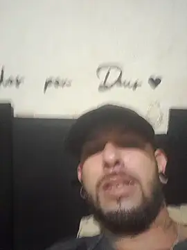 Snapshot of Bulldog2122 chatting on 3, 10, 2025 Bulldog2122 online show from 3, 10, 2025