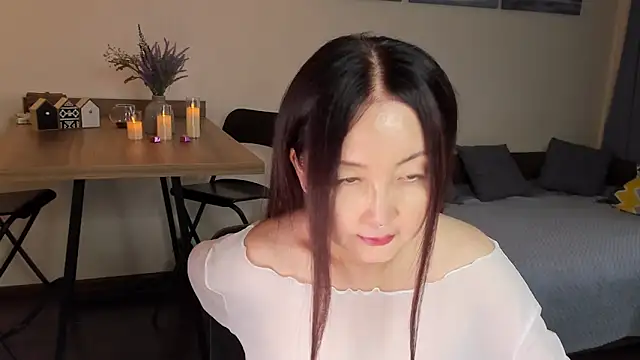 AvroraSakura online show from 19, 10, 2025