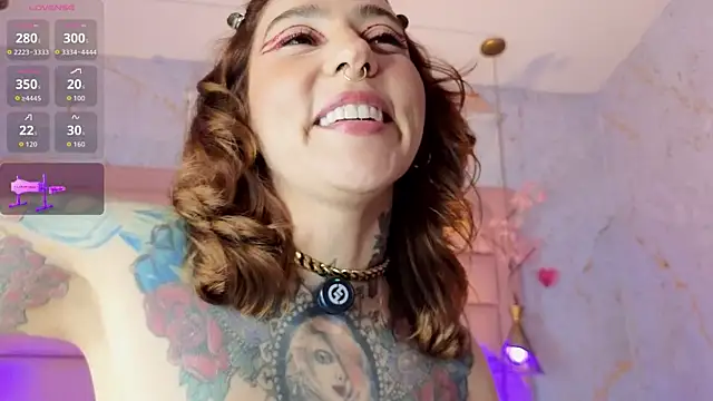 Snapshot of Evangelyne_1 chatting on 19, 4, 2026 Evangelyne 1 online show from 19, 4, 2026
