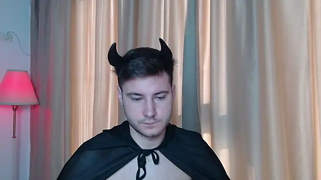 Snapshot of JustinMorrisX chatting on 30, 10, 2025 JustinMorrisX online show from 30, 10, 2025