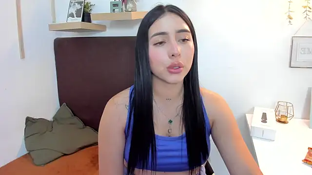 Snapshot of isabella_jade chatting on 13, 2, 2025 isabella jade online show from 13, 2, 2025