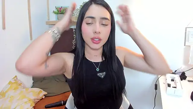 Snapshot of isabella_jade chatting on 11, 3, 2025 isabella jade online show from 11, 3, 2025