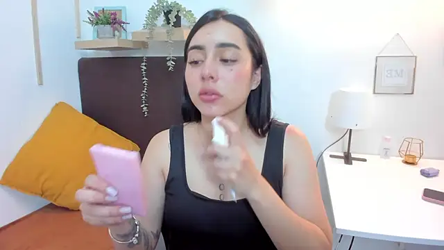 Snapshot of isabella_jade chatting on 22, 3, 2025 isabella jade online show from 22, 3, 2025