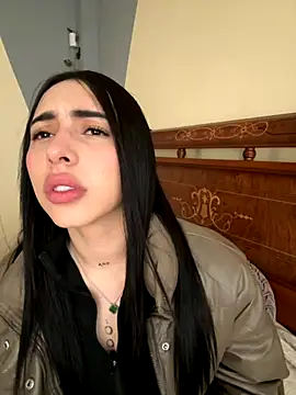 Snapshot of isabella_jade chatting on 9, 9, 2025 isabella jade online show from 9, 9, 2025