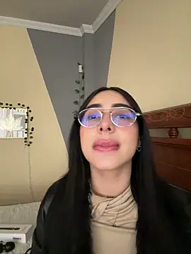 Snapshot of isabella_jade chatting on 12, 9, 2025 isabella jade online show from 12, 9, 2025