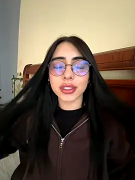 Snapshot of isabella_jade chatting on 25, 9, 2025 isabella jade online show from 25, 9, 2025