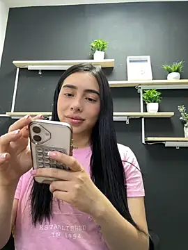 Snapshot of isabella_jade chatting on 7, 11, 2025 isabella jade online show from 7, 11, 2025