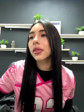 Snapshot of isabella_jade chatting on 19, 11, 2025 isabella jade online show from 19, 11, 2025