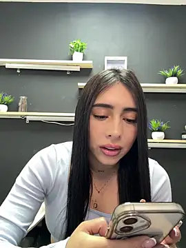 Snapshot of isabella_jade chatting on 21, 11, 2025 isabella jade online show from 21, 11, 2025