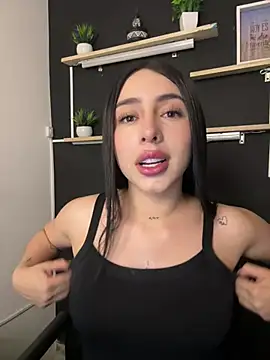 Snapshot of isabella_jade chatting on 6, 2, 2026 isabella jade online show from 6, 2, 2026