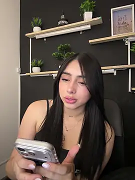 Snapshot of isabella_jade chatting on 18, 2, 2026 isabella jade online show from 18, 2, 2026