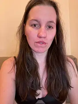 Snapshot of Nicole-Ray chatting on 3, 1, 2025 Nicole-Ray online show from 3, 1, 2025