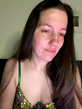 Snapshot of Nicole-Ray chatting on 10, 9, 2025 Nicole-Ray online show from 10, 9, 2025