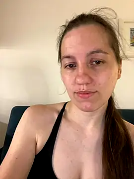 Snapshot of Nicole-Ray chatting on 11, 9, 2025 Nicole-Ray online show from 11, 9, 2025