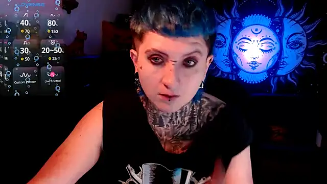 Marieblueeyes online show from 7, 3, 2025