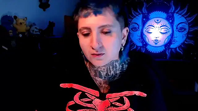 Marieblueeyes online show from 8, 3, 2025