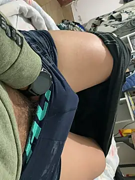 elvis0966 online show from 1, 1, 2025