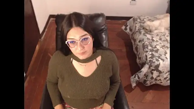 Snapshot of bella_vel chatting on 25, 1, 2025 bella vel online show from 25, 1, 2025