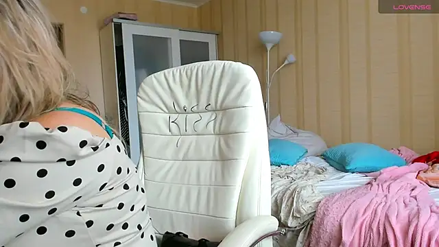 Snapshot of PamHardFuck chatting on 7, 7, 2026 PamHardFuck online show from 7, 7, 2026