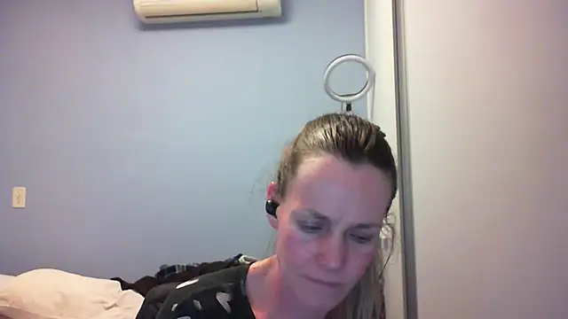 Annylove1 online show from 27, 10, 2025