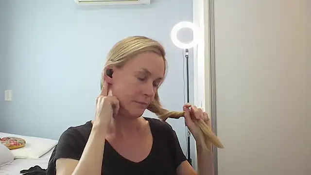 Annylove1 online show from 8, 1, 2026