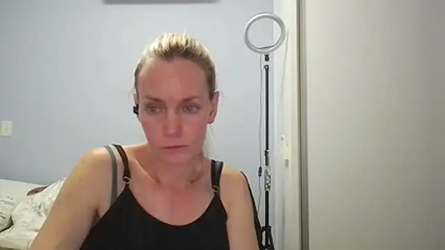 Annylove1 online show from 15, 2, 2026