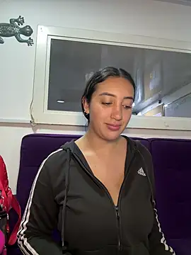 Snapshot of Hannahoff chatting on 3, 2, 2025 Hannahoff online show from 3, 2, 2025