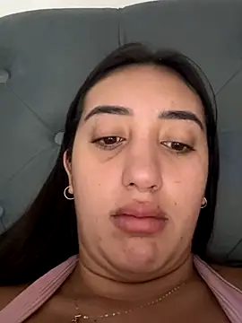 Snapshot of Hannahoff chatting on 15, 10, 2025 Hannahoff online show from 15, 10, 2025