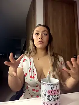 Im sophiie online show from 14, 4, 2026