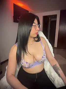 Miaparkerss  online show from 1, 3, 2026