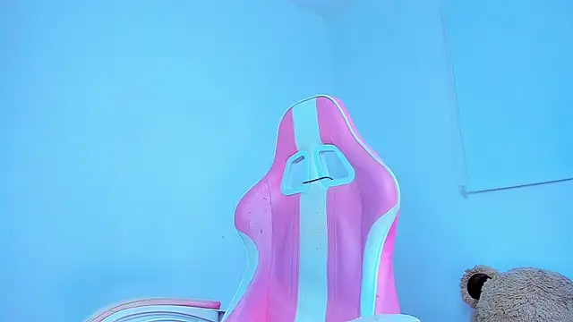 Ariana f online show from 8, 4, 2026